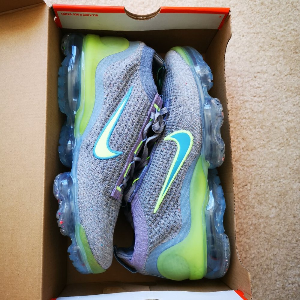 Nike Air VaporMax 2021 FK Particle Grey Liquid Lime (Size 10)